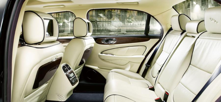  Jaguar XJ Portfolio 2009 года  (фото 3 из 29)